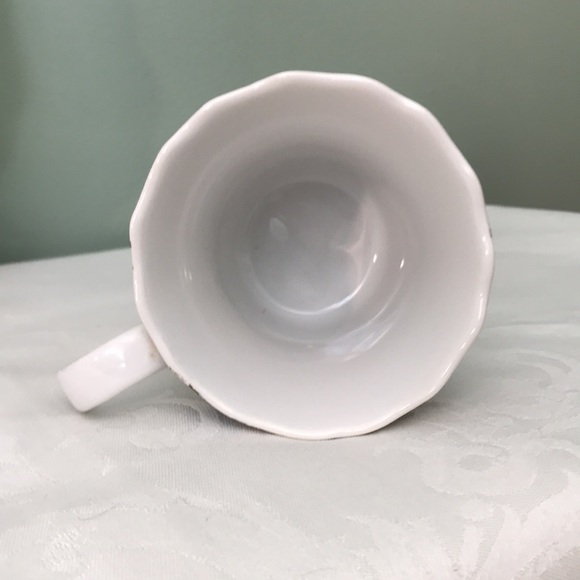 Pier 1 Imports: Four Piece Porcelain Sofie the Bunny Place Setting. - Picture 5 of 12